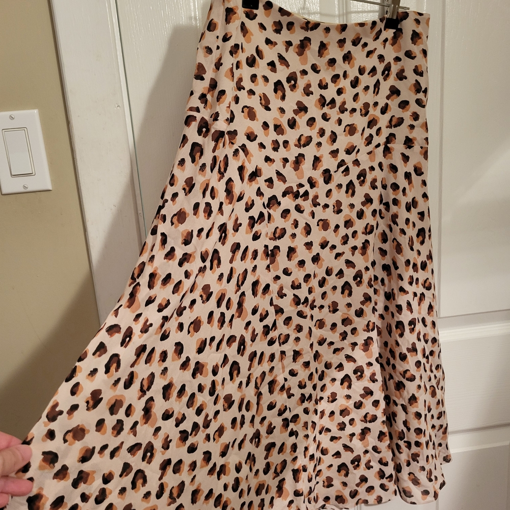 100% Silk Theory Leopard Print Skirt Aysmmetrical Hem Size 2